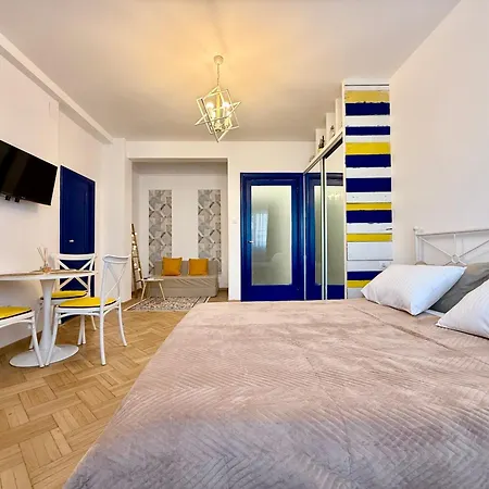 Elada Near Cismigiu Park Апартаменты