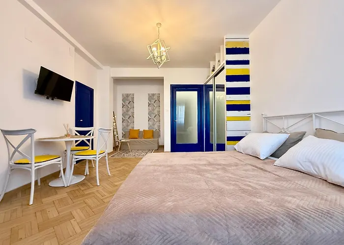 Elada Near Cismigiu Park Apartman